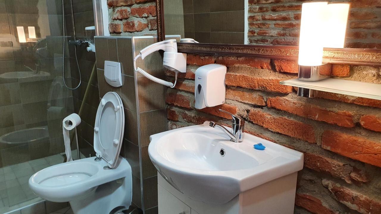 Pensiunea Sada Făgăraş Zewnętrze zdjęcie